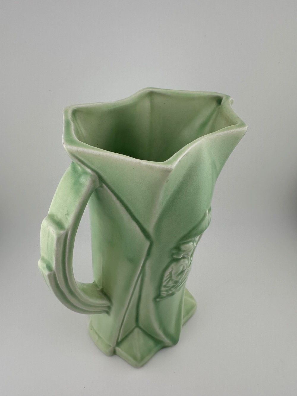 1930s Delcroft Ware Art Deco Green Oriental Geisha Jug Vase J T Fell No.727 18.5cm View VI