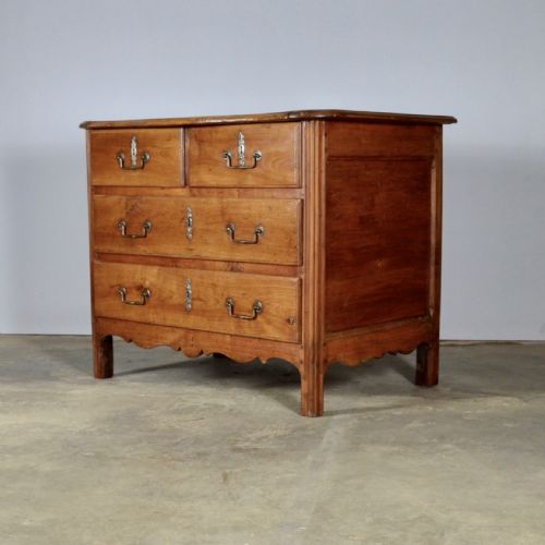 19th Century French Chest of Drawers