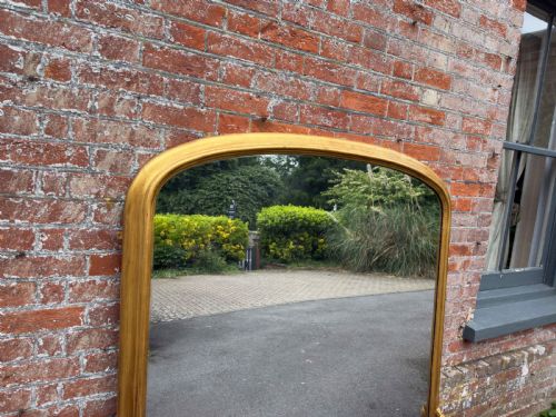 A LARGE ANTIQUE ENGLISH 19TH CENTURY CARVED WOOD WOOD GESSO ARCHED TOP GILT OVERMANTLE MIRROR - ADDITIONAL PHOTO 1