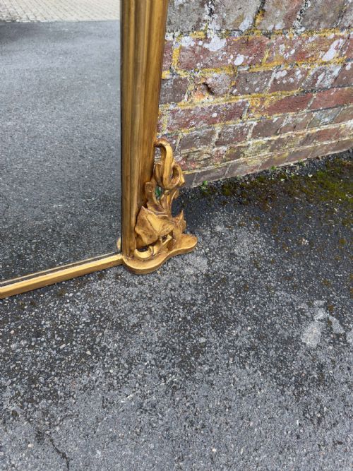 A LARGE ANTIQUE ENGLISH 19TH CENTURY SHAPED TOP GILT OVERMANTLE MIRROR - ADDITIONAL PHOTO 3