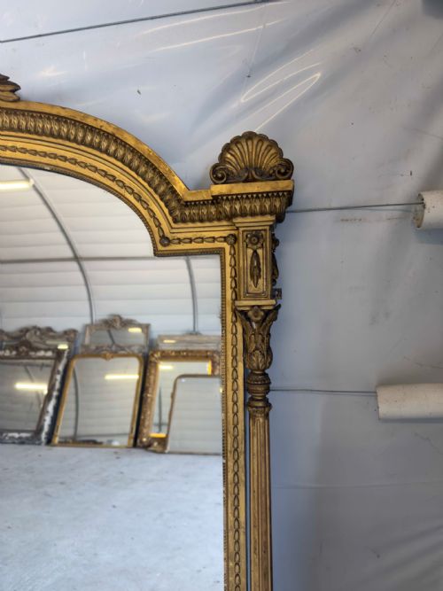 AN EXCEPTIONAL LARGE ANTIQUE ENGLISH 19TH CENTURY CARVED WOOD GESSO SHAPED TOP ORIGINAL GILT OVERMANTLE MIRROR - ADDITIONAL PHOTO 5