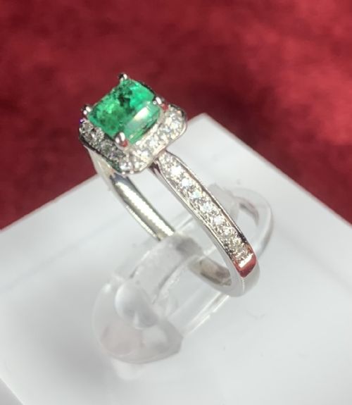 18CT WHITE GOLD EMERALD DIAMOND RING - ADDITIONAL PHOTO 8