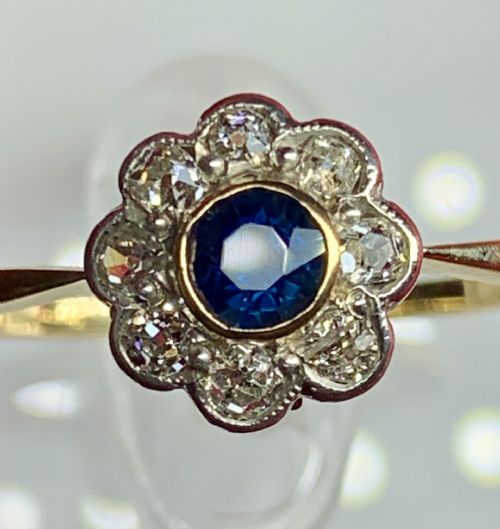 18CT DIAMOND SAPPHIRE CLUSTER RING DAISY STYLE - ADDITIONAL PHOTO 2