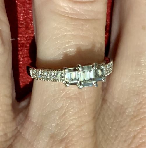 18 CARAT WHITE GOLD DIAMOND RING - ADDITIONAL PHOTO 10