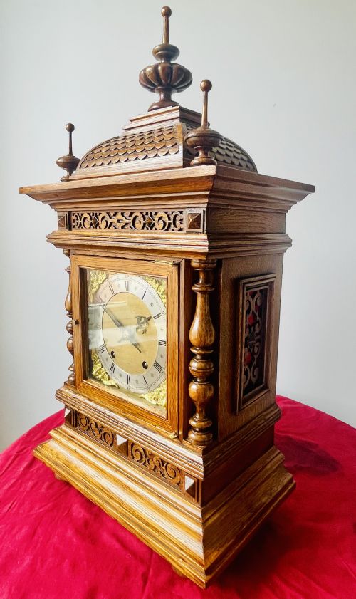 IMPOSING WINTERHALDER QUARTERLY STRIKING BRACKET CLOCK - ADDITIONAL PHOTO 2
