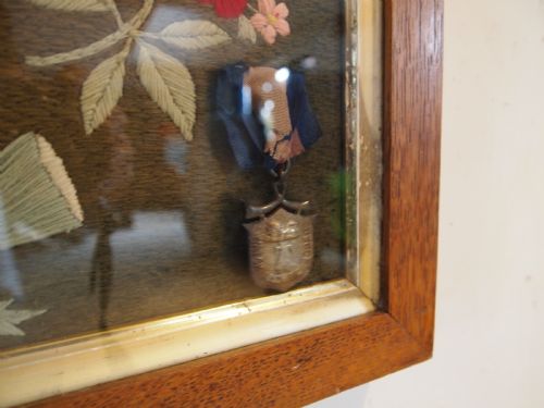 FINE WOOL WORK VICTORIAN SUSSEX REG SAMPLER C1890 - ADDITIONAL PHOTO 5