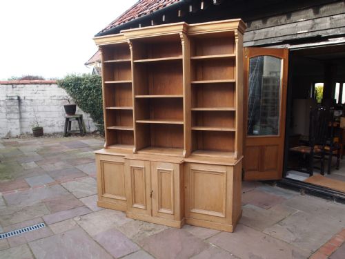bookcase stunning early victorian pine c1840 - CATEGORY: ANTIQUE BOOKCASES - DATED 19TH CENTURY