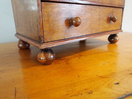 CHEST OF DRAWERS MINIATURE APPRENTICE VICTORIAN OAK C1850 - ADDITIONAL PHOTO 4