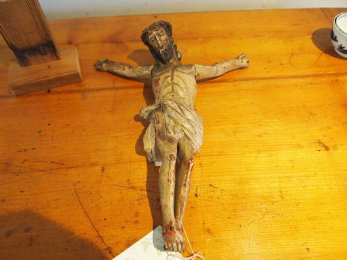 CARVED CORPUS CHRISTI 18TH CENTURY FIGURE C1750 - ADDITIONAL PHOTO 1