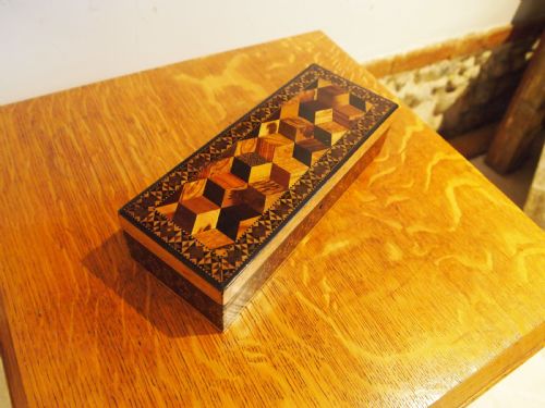 TUNBRIDGE WARE VERY FINE TREEN JEWELLERY BOX C1880 - ADDITIONAL PHOTO 4