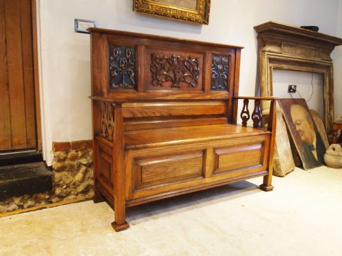 bench liberty co oak settle pew arts and crafts c1900 - CATEGORY: ANTIQUE FURNITURE - DATED EDWARDIAN
