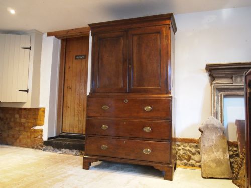 RARE WELSH OAK SECRETAIRE CUPBOARD ON CHEST C1790 - ADDITIONAL PHOTO 5