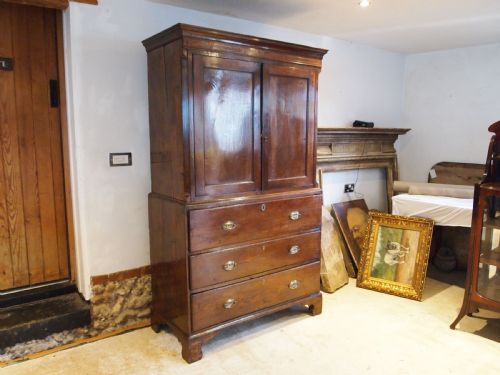 RARE WELSH OAK SECRETAIRE CUPBOARD ON CHEST C1790 - ADDITIONAL PHOTO 9