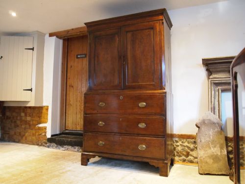 RARE WELSH OAK SECRETAIRE CUPBOARD ON CHEST C1790 - ADDITIONAL PHOTO 16