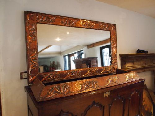 mirror outstanding rare arts and crafts newlyn manner matching fire kerb c1890 - CATEGORY: ANTIQUE MIRRORS - DATED 1890