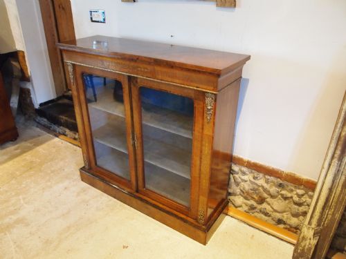 CABINET DISPLAY BOOKCASE FINE VICTORIAN WALNUT C1870 - ADDITIONAL PHOTO 8