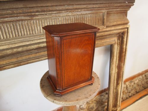 RARE MINIATURE MASONIC LINEN PRESS C1890 - ADDITIONAL PHOTO 8