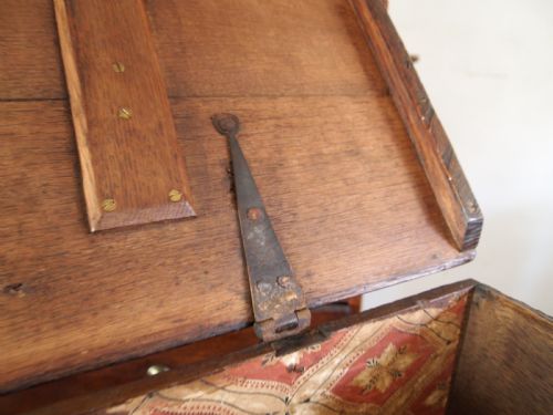 BOX CHARLES II OAK BOARDED BIBLE OR DEED BOX C1680 - ADDITIONAL PHOTO 9