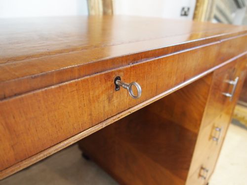 DESK FINE ART DECO WALNUT DESK BY GILLOWS C1925 - ADDITIONAL PHOTO 7