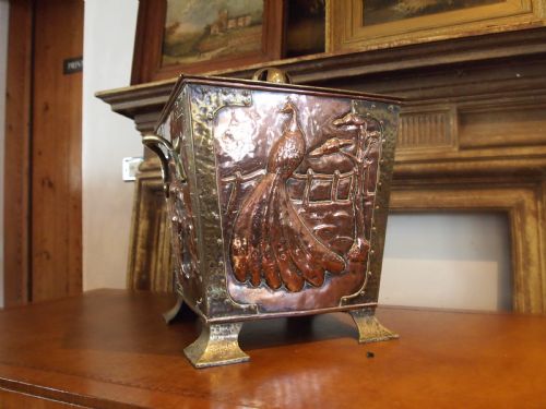 arts and crafts outstanding copper and brass coal box c1880 - CATEGORY: ANTIQUE METAL - DATED 1880