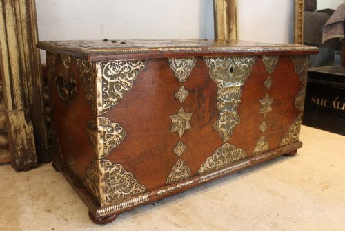 CHEST TRUNK COFFER STUNNING RARE ZANZIBAR TEAK AND BRASS C1850 - ADDITIONAL PHOTO 12