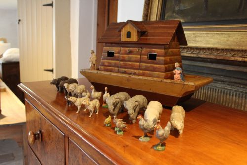 noah's ark edwardian folk art animals noah and wife c1900 - CATEGORY: ANTIQUE MISCELLANEOUS - DATED EDWARDIAN