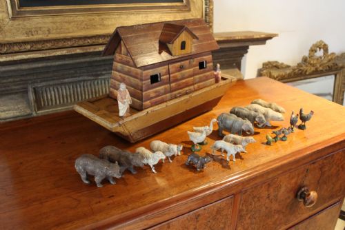 NOAH'S ARK EDWARDIAN FOLK ART ANIMALS NOAH AND WIFE C1900 - ADDITIONAL PHOTO 10