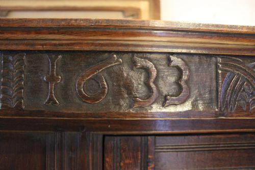 COURT CUPBOARD RARE CHARLES I OAK SMALL DATED 1633 - ADDITIONAL PHOTO 5