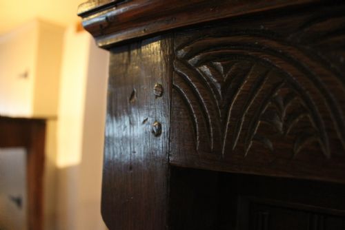 COURT CUPBOARD RARE CHARLES I OAK SMALL DATED 1633 - ADDITIONAL PHOTO 17