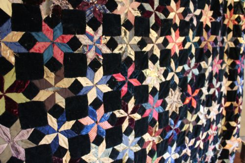 QUILT RARE VICTORIAN TEXTILE STAR PATTERN SILK VELVET PATCHWORK POSSIBLY AMERICAN C1850 - ADDITIONAL PHOTO 2