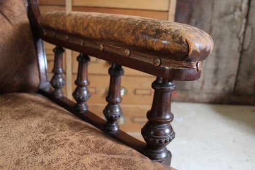 CHAIR WONDERFUL VICTORIAN LEATHER ARMCHAIR WALNUT C1880 - ADDITIONAL PHOTO 3
