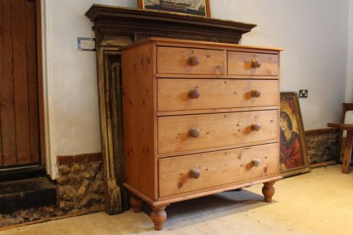 CHEST OF DRAWERS VICTORIAN PINE MATT FINISH C1860