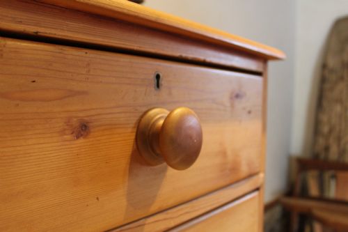 CHEST OF DRAWERS VICTORIAN PINE MATT FINISH C1860 - ADDITIONAL PHOTO 5