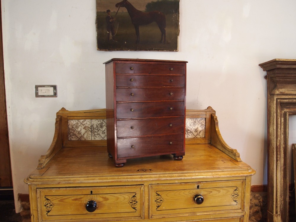 Chest of drawers rare George III Mahogany collectors chest c1790 View II