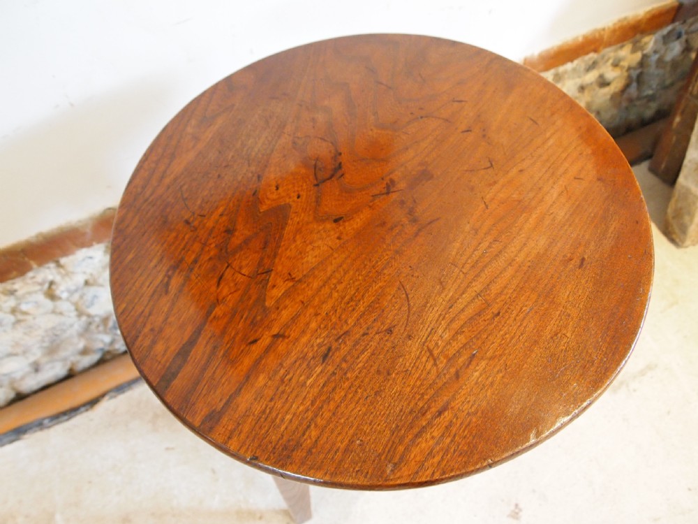 Table cricket table solid Elm George III c1800 View II