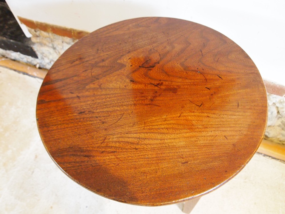 Table cricket table solid Elm George III c1800 View X