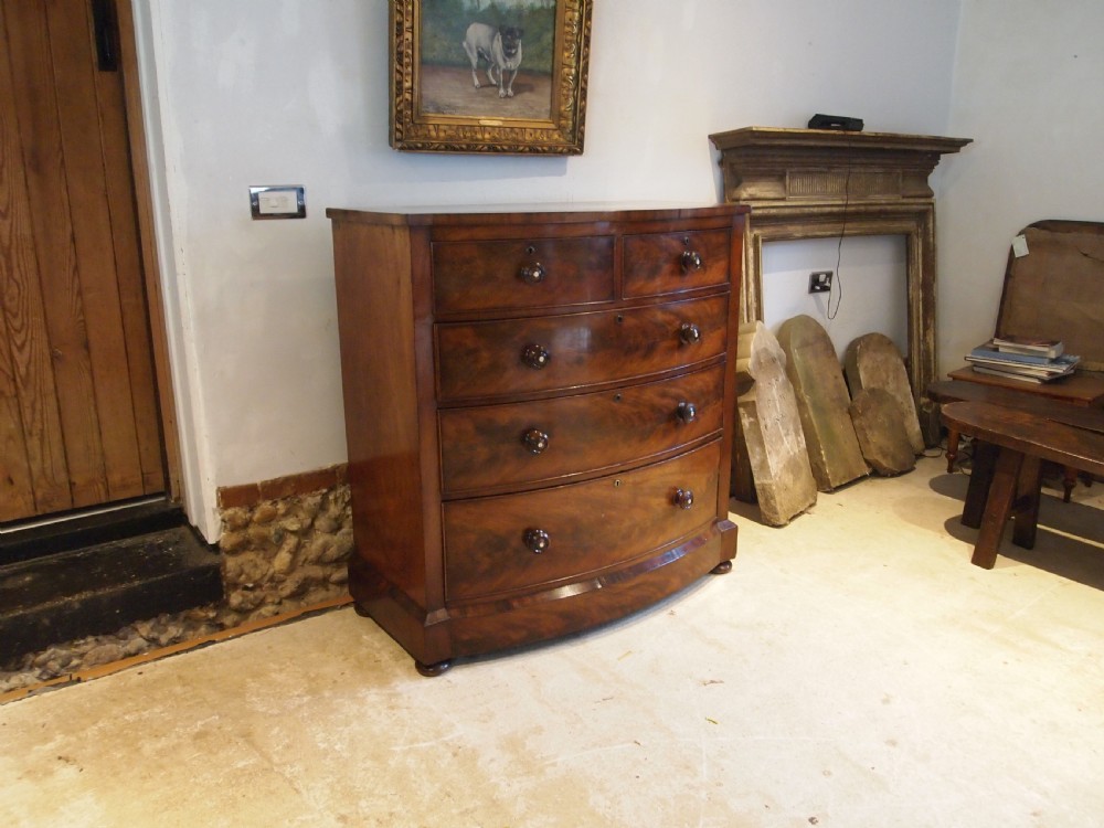 Chest of drawers fine quality bowfront Victorian c1840 View II
