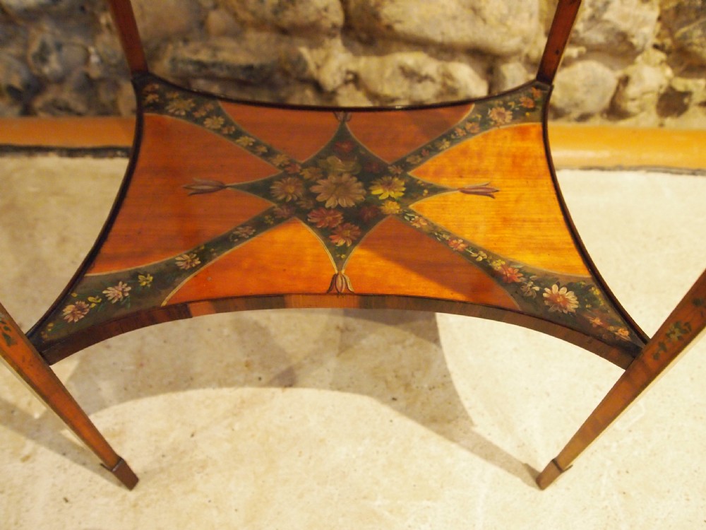 Outstanding Victorian Edwards and Roberts Satinwood table c1880 View V