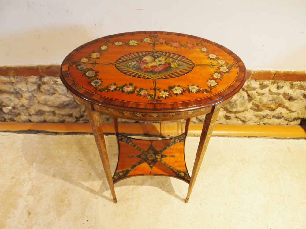 Outstanding Victorian Edwards and Roberts Satinwood table c1880 View VI