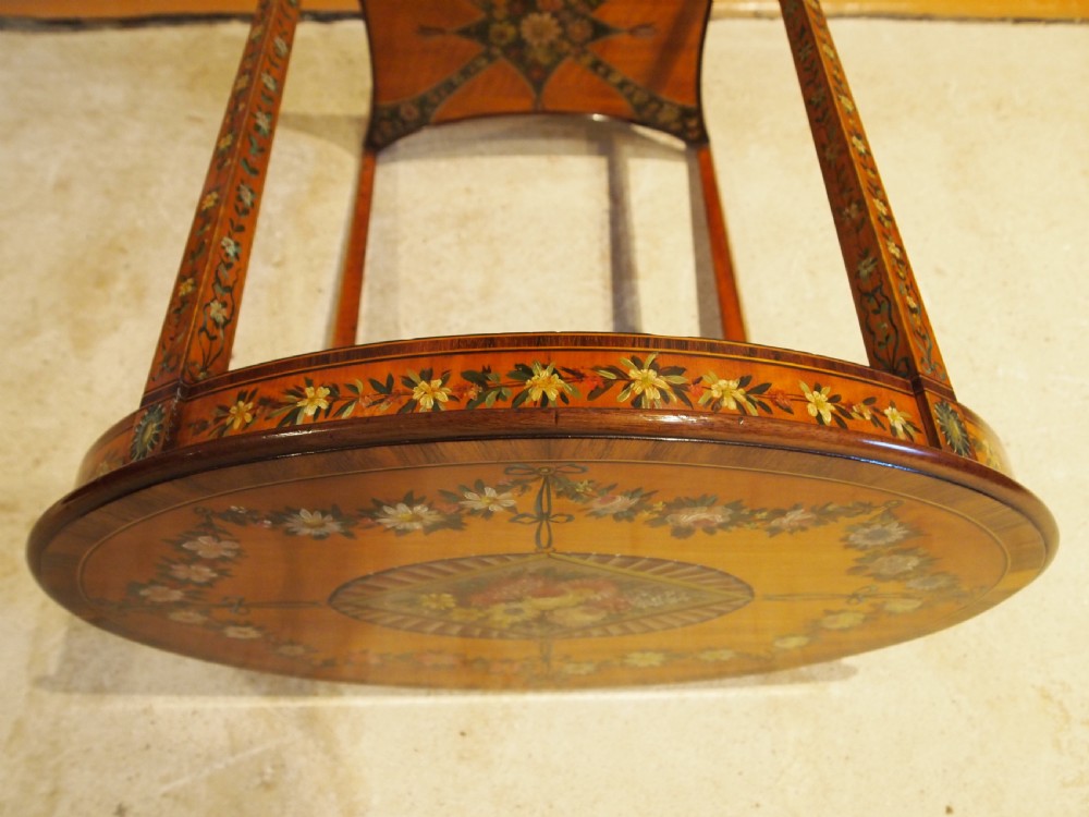 Outstanding Victorian Edwards and Roberts Satinwood table c1880 View VIII