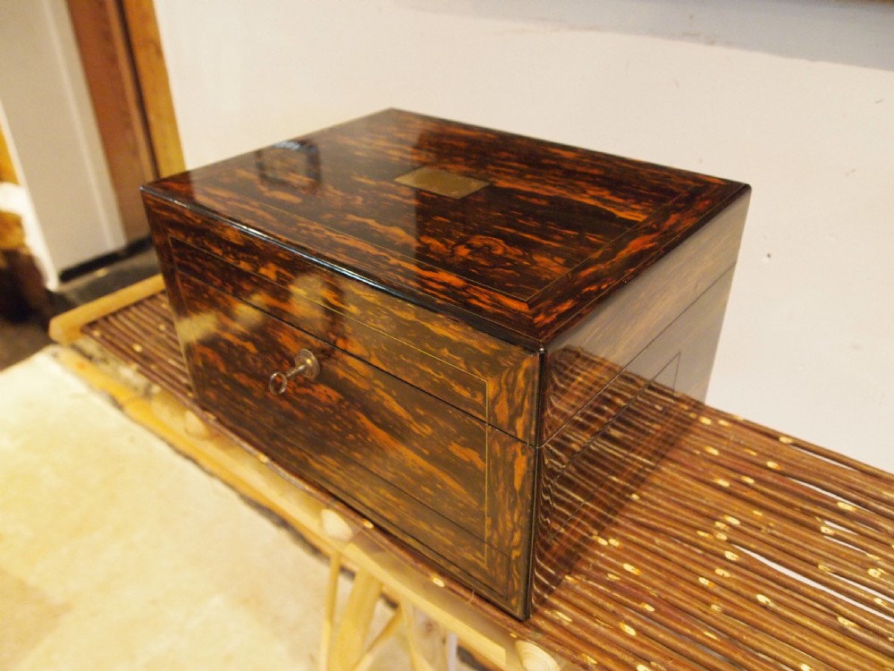 Box vanity outstanding rare Coromandel William Neal 1863