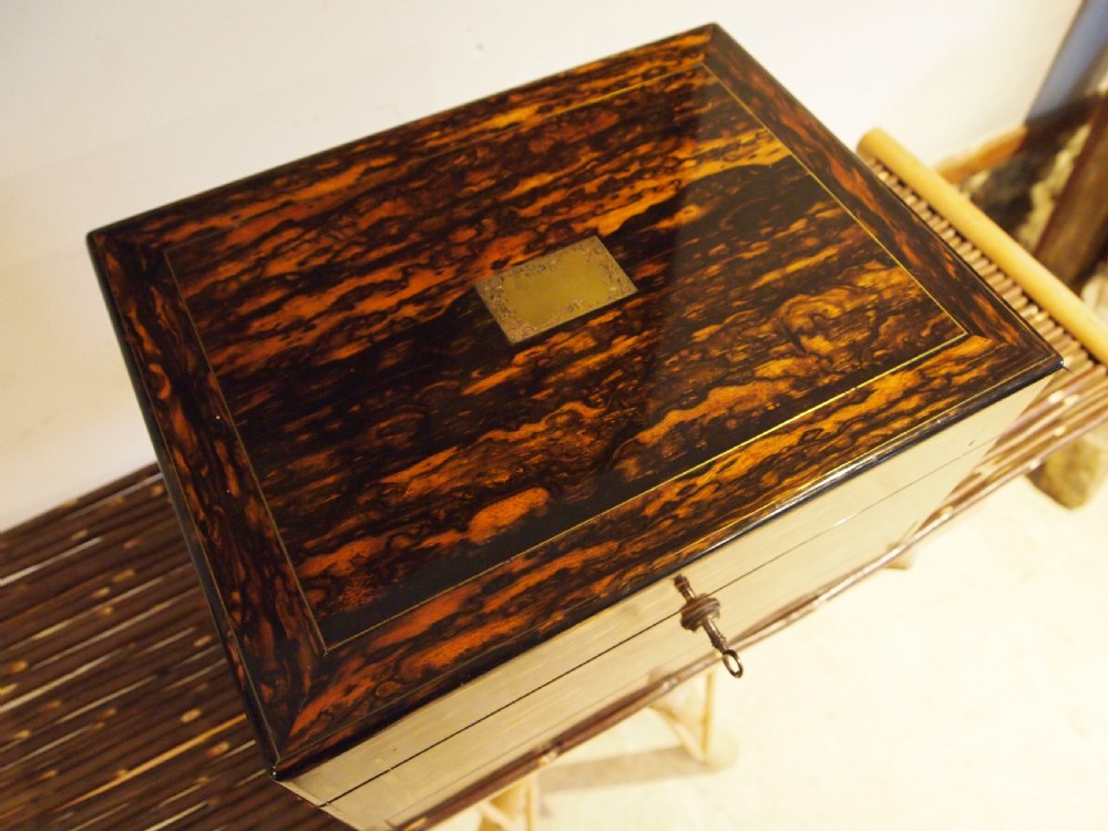 Box vanity outstanding rare Coromandel William Neal 1863 View VII