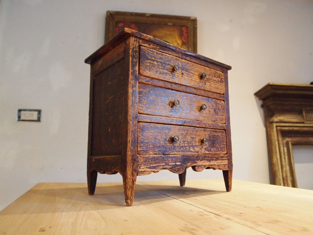 Chest of drawers very rare primitive miniature Welsh Maetwrog c1800
