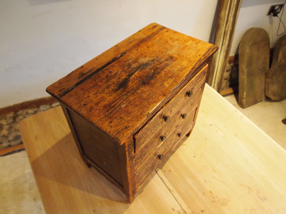 Chest of drawers very rare primitive miniature Welsh Maetwrog c1800 View XIII