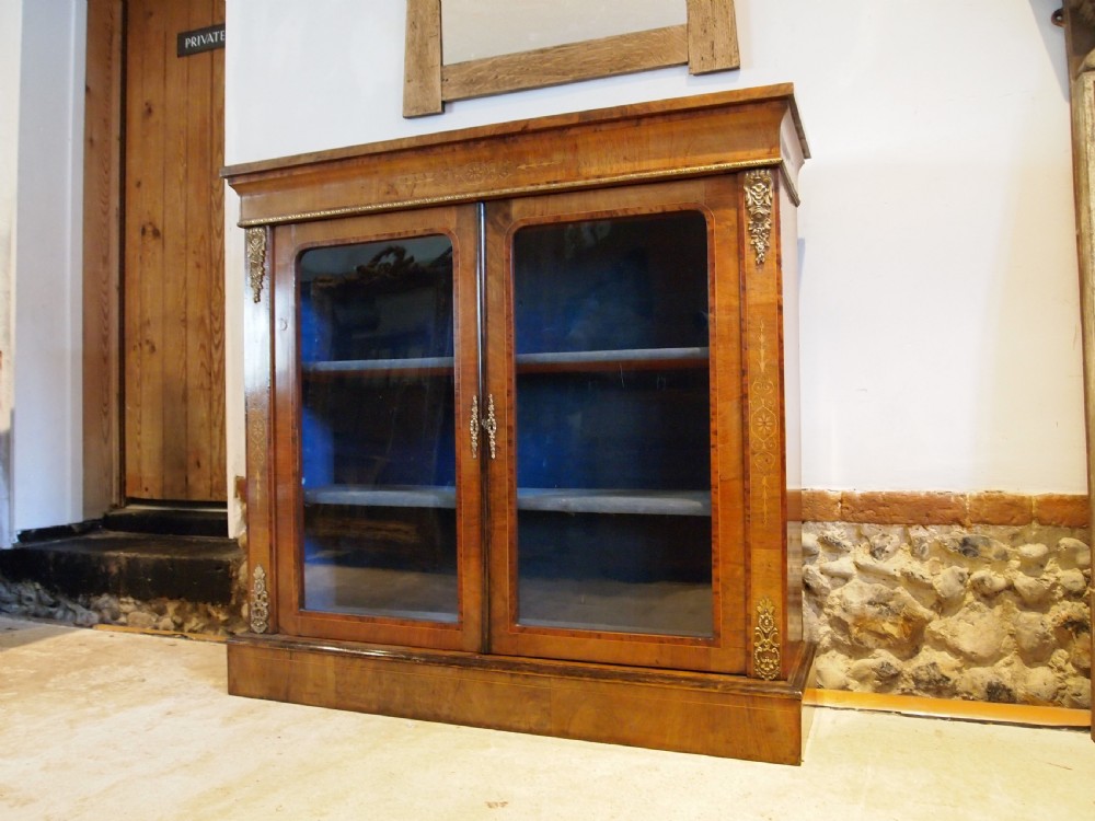 Cabinet display bookcase fine Victorian Walnut c1870 View X
