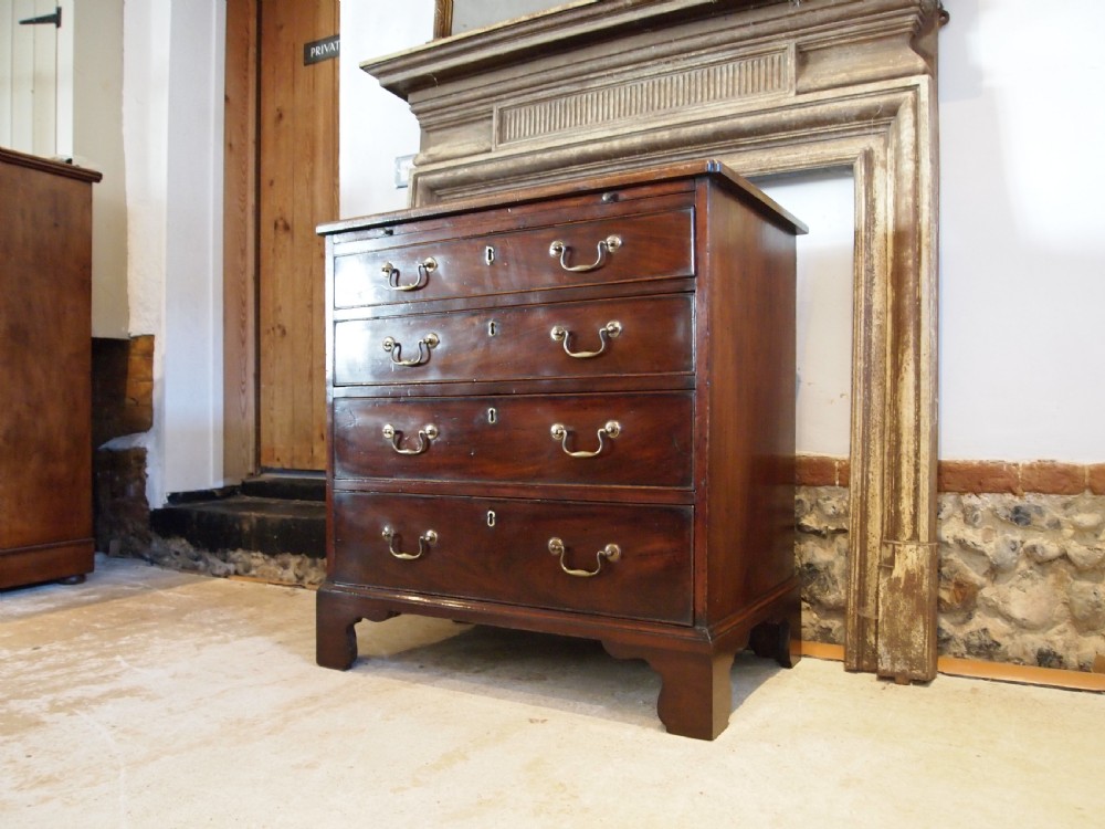 Chest of drawers stunning George III bachelors chest small c1770 View III