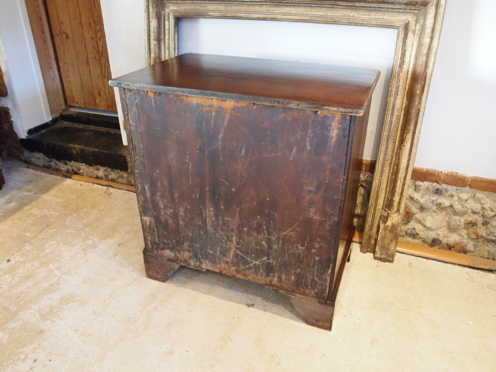 Chest of drawers stunning George III bachelors chest small c1770 View XI