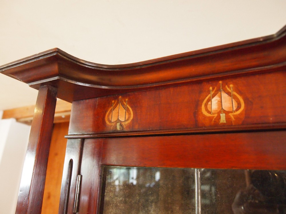 Cabinet fine Shapland & Petter Arts and Crafts Mahogany c1890 View II