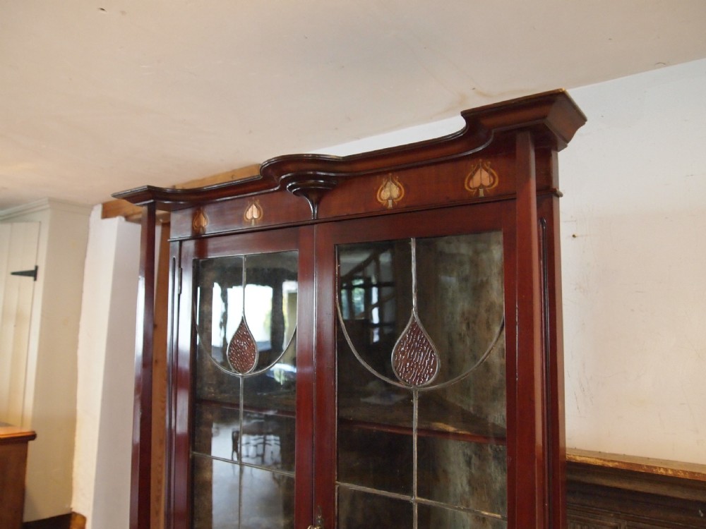 Cabinet fine Shapland & Petter Arts and Crafts Mahogany c1890 View IV