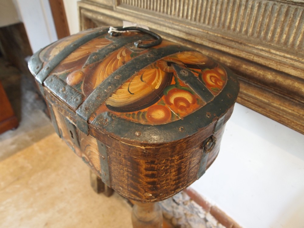 Box rare Scandinavian marriage strong box c1800 View IX